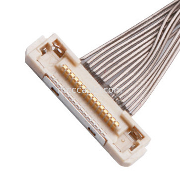 0.4mm Neigung Mikrokoaxialkabel STUNDEN DF36C-15P-0.4SD zu den STUNDEN DF36-30P-0.4SD