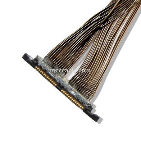 0.3mm Mikro-Koaxialkabel DF56 26P 0.3SD für Drohnen-Kamera-Anschluss und mechanische Verbindung