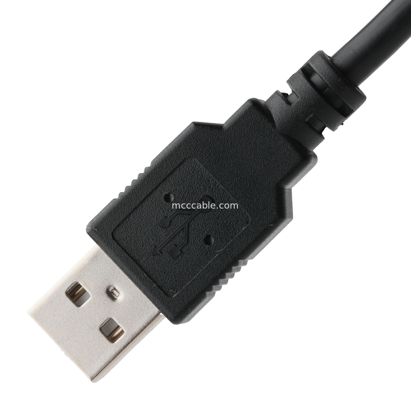 Rohs USB-Ladekabel zum Laden von Geräten des Typs C und zur Datenübertragung