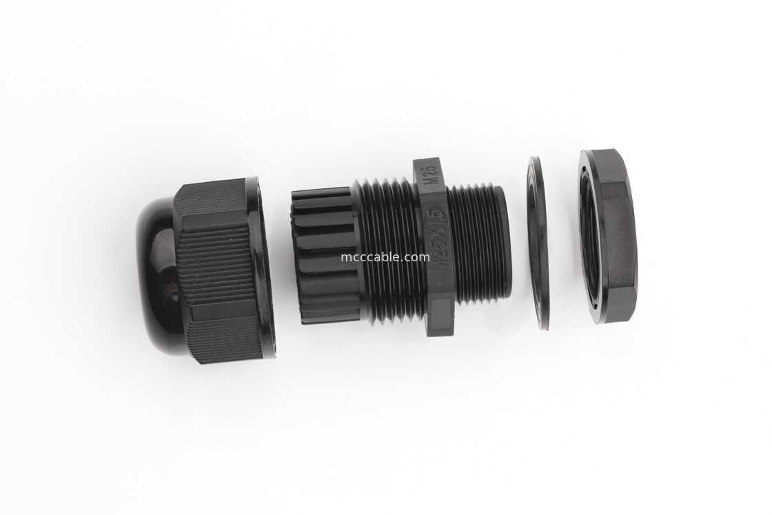 M25 Industriewasserdichte Steckdose mit 3Pin/4Pin/6Pin/7Pin/8Pin unterstützt kundenspezifische Drahtverarbeitung OEM/ODM