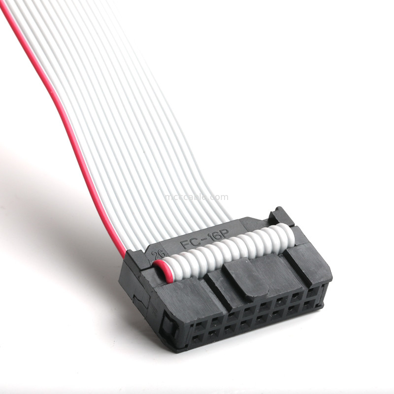 DP2.54-1×16P bis IDC2.54 2×8P Bandkabelmontage