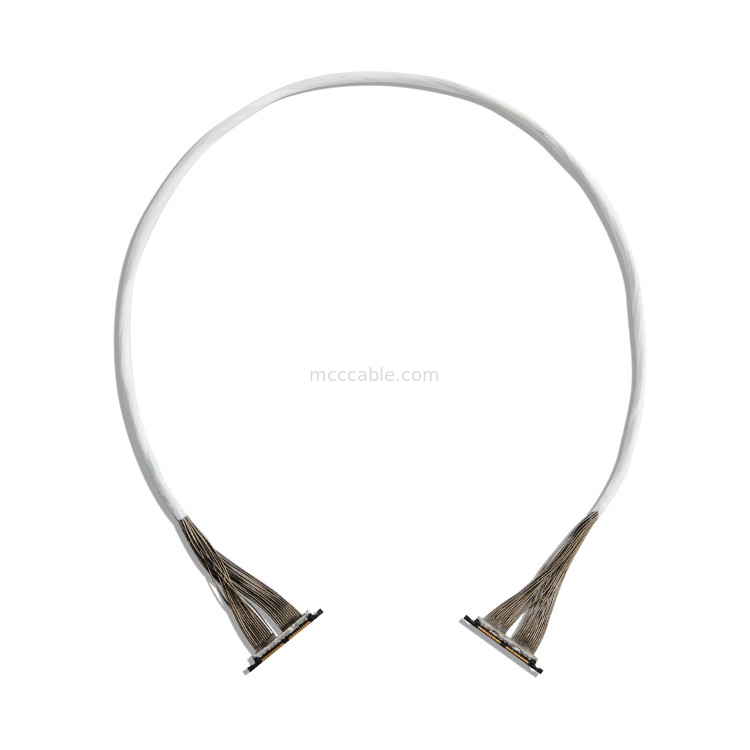 0.3mm Mikro-Koaxialkabel DF56 26P 0.3SD für Drohnen-Kamera-Anschluss und mechanische Verbindung