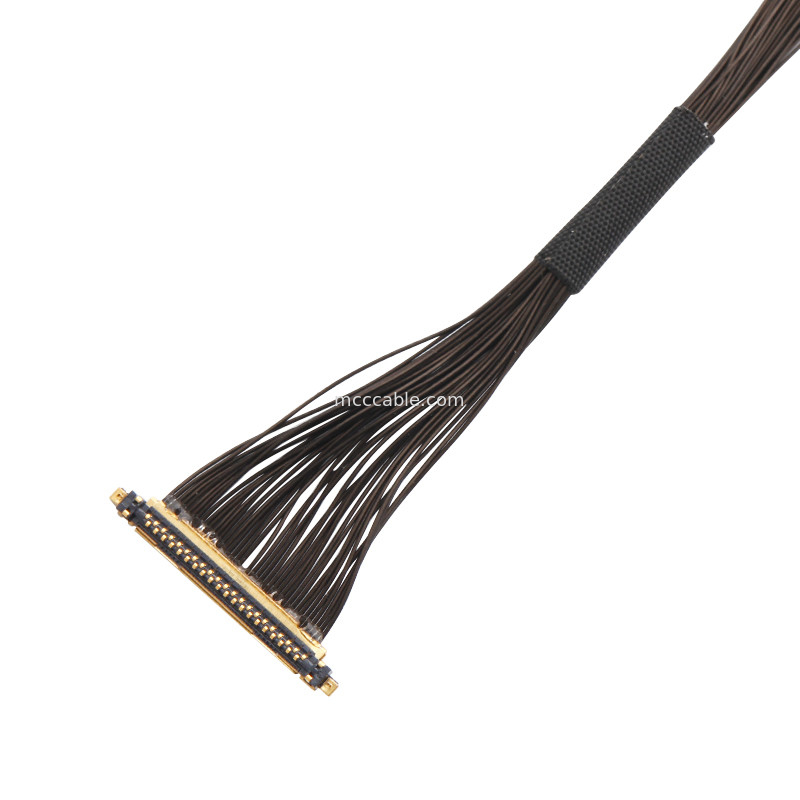 UAV-Kabelmontage Lvds Edp Kabelmontage 0,25 mm Tonhöhe 20531-034T-02 bis Jst Auhr-05v-H 34 Pin Mikro-Koaxialkabel