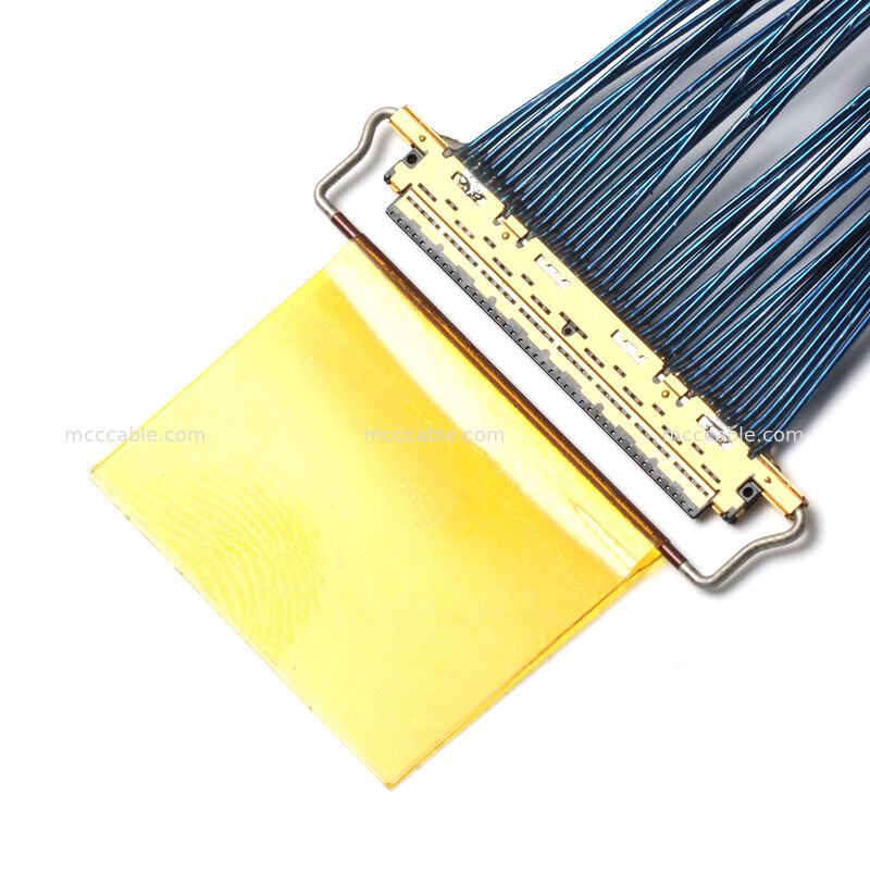 Mikro-Koaxialkabelanlage mit 20453-040T-01 Steckverbinder